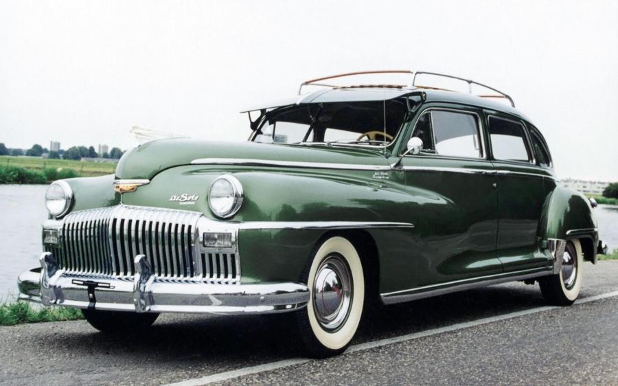 DeSoto Custom Suburban Sedan (S11) '1947